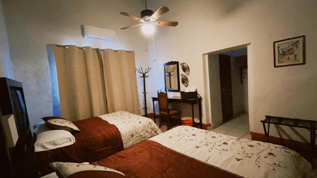 Hostal La Espanola Parras Parras de la Fuente Exteriör bild